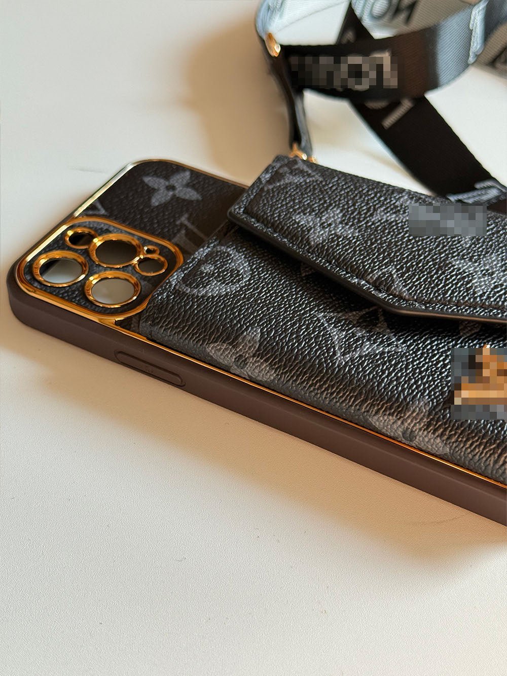 Black iPhone Case 2001 | Accordion card holder (subject to the video) - The Luxe Case