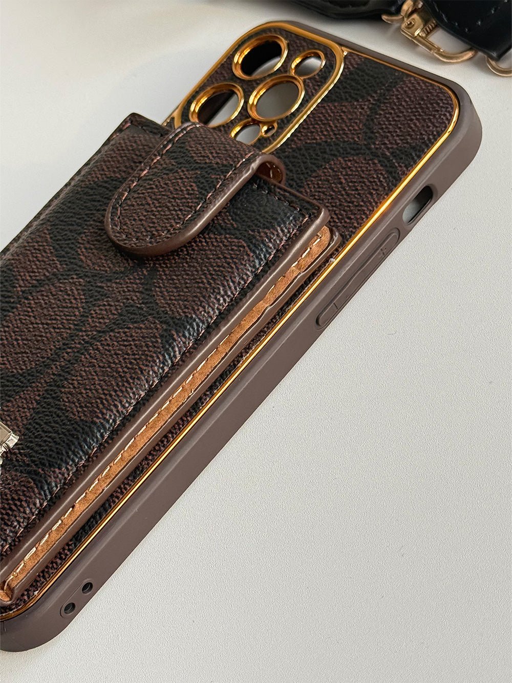 C series Phone case 1003 | Accordion card holder (subject to the video) - The Luxe Case
