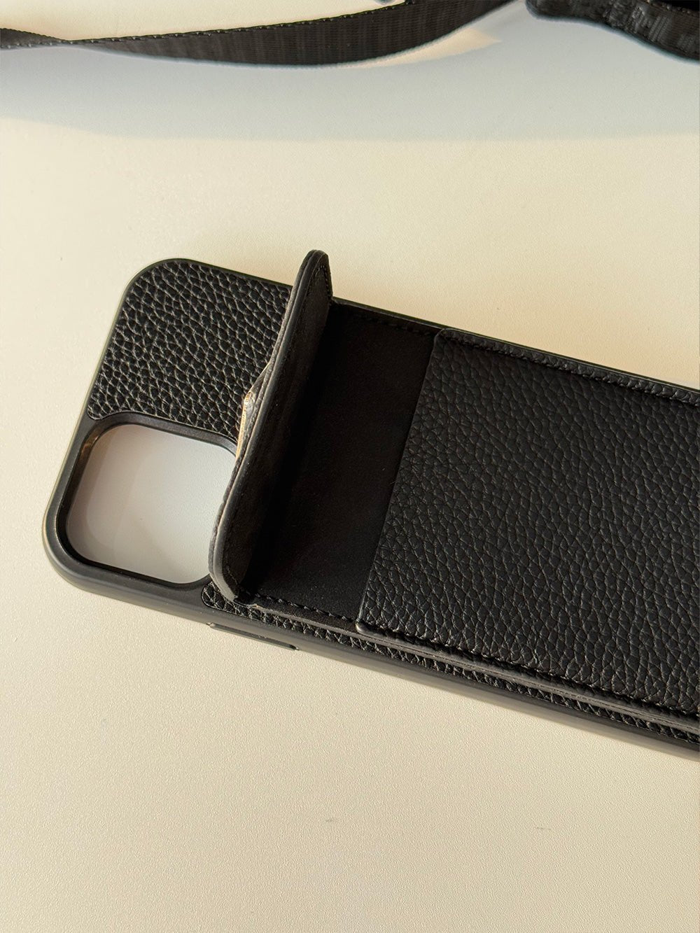 P series Phone case 1007 | Accordion card holder (subject to the video) - The Luxe Case