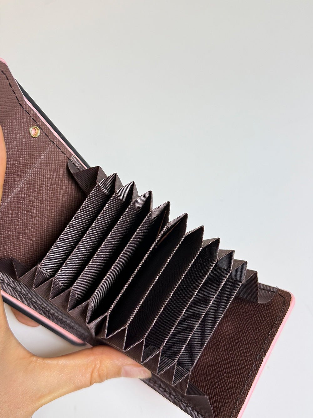 Pink iPhone case 2006 | Accordion card holder (subject to the video) - The Luxe Case