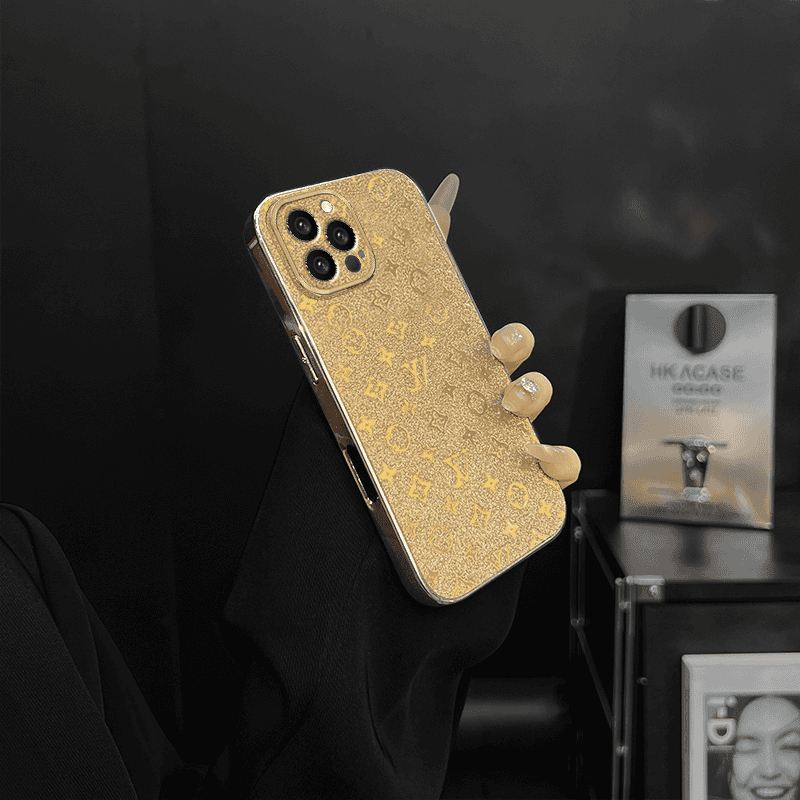 Stylish and luxurious glitter iPhone Case - The Luxe Case
